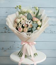 Букет цветов из:  Розы и Лизиантусы в Лозовом