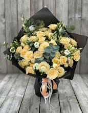 Букет цветов из:  Розы и Лизиантусы в Лозовом