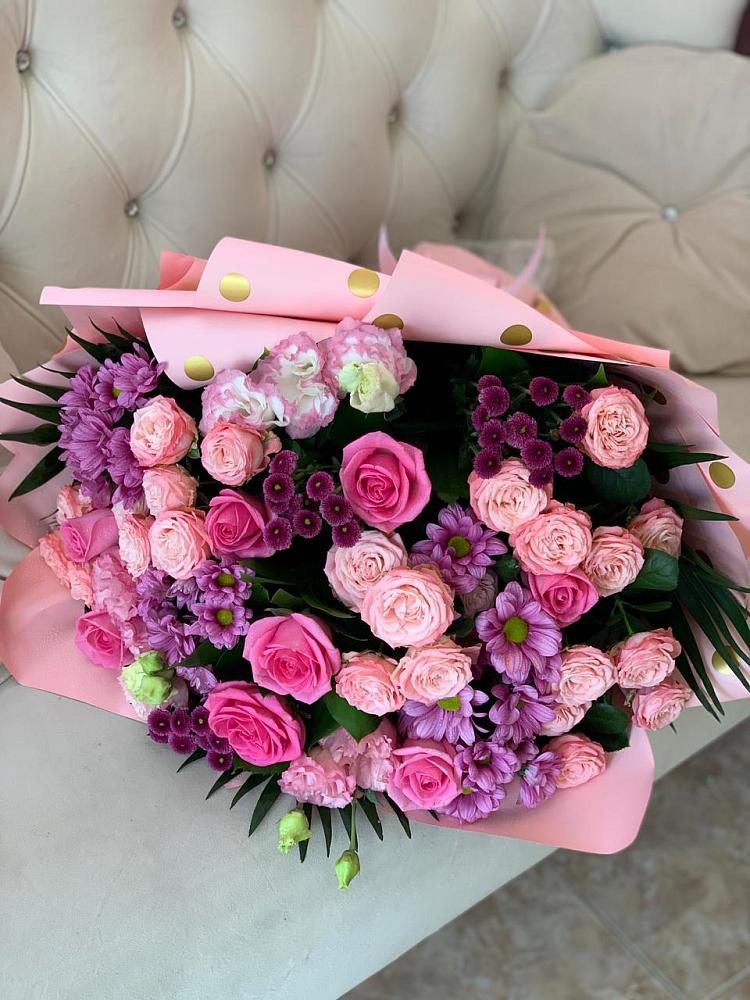 Букет цветов из: Хризантемы, Розы и Лизиантусы в Лозовом