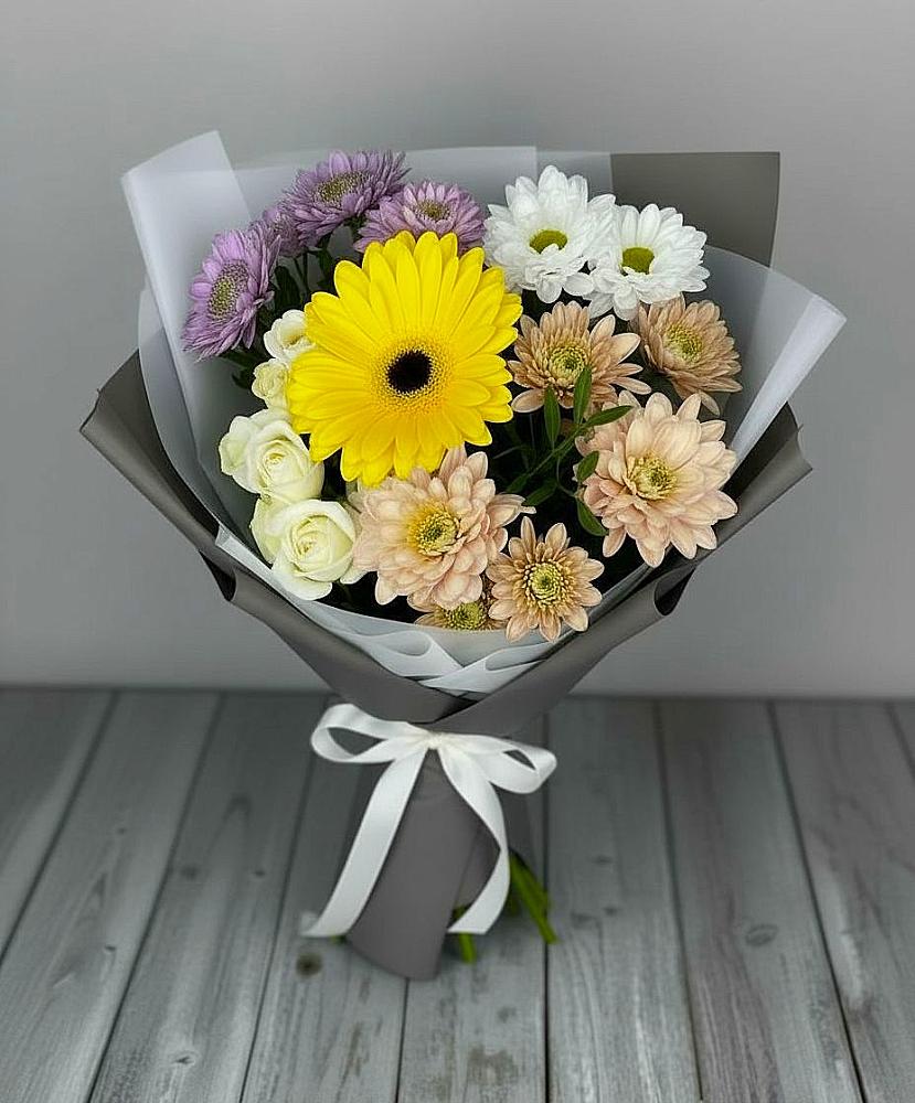 Букет цветов из: Розы, Герберы и Хризантемы в Лозовом