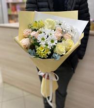 Букет цветов из:  Альстромерии, Розы и Хризантемы в Лозовом