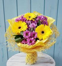 Букет цветов из:  Хризантемы и Герберы в Лозовом