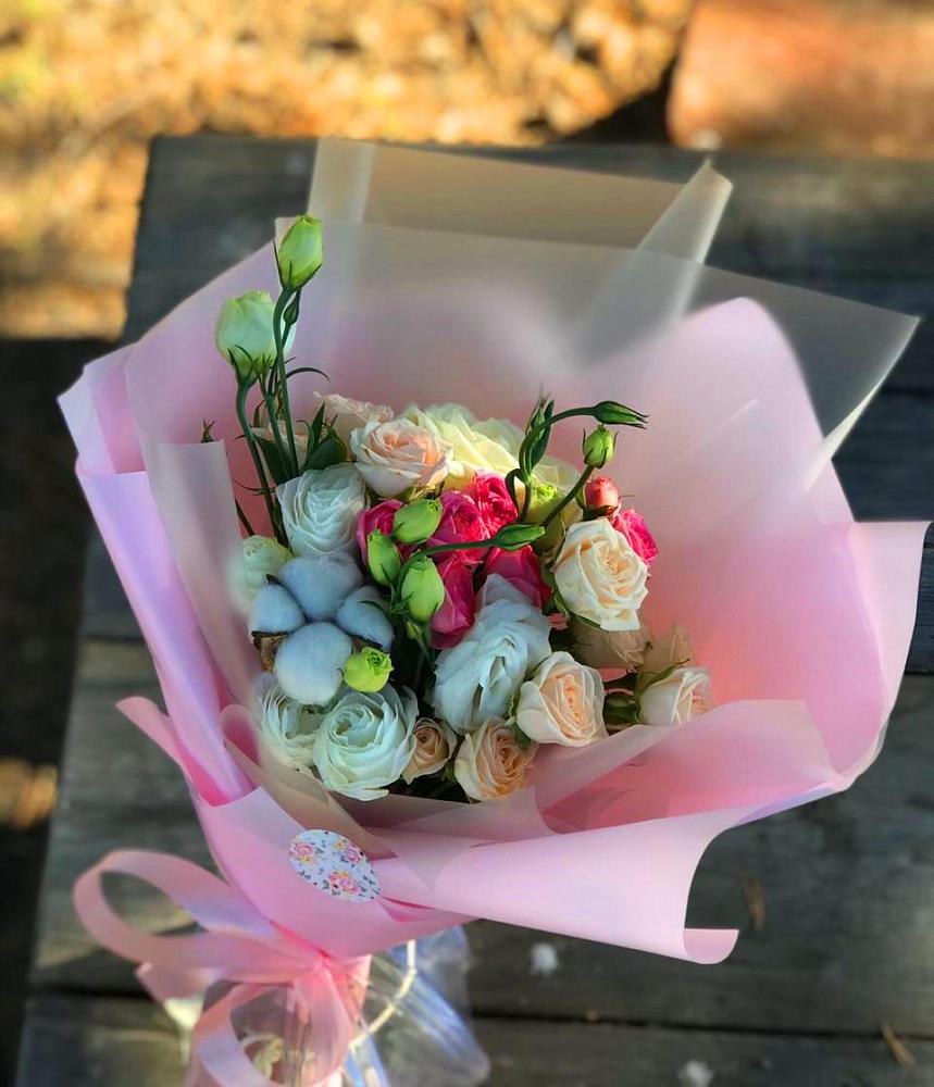 Букет цветов из: Розы и Лизиантусы в Лозовом