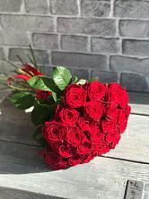Букет Красные розы Фридом в Лозовом