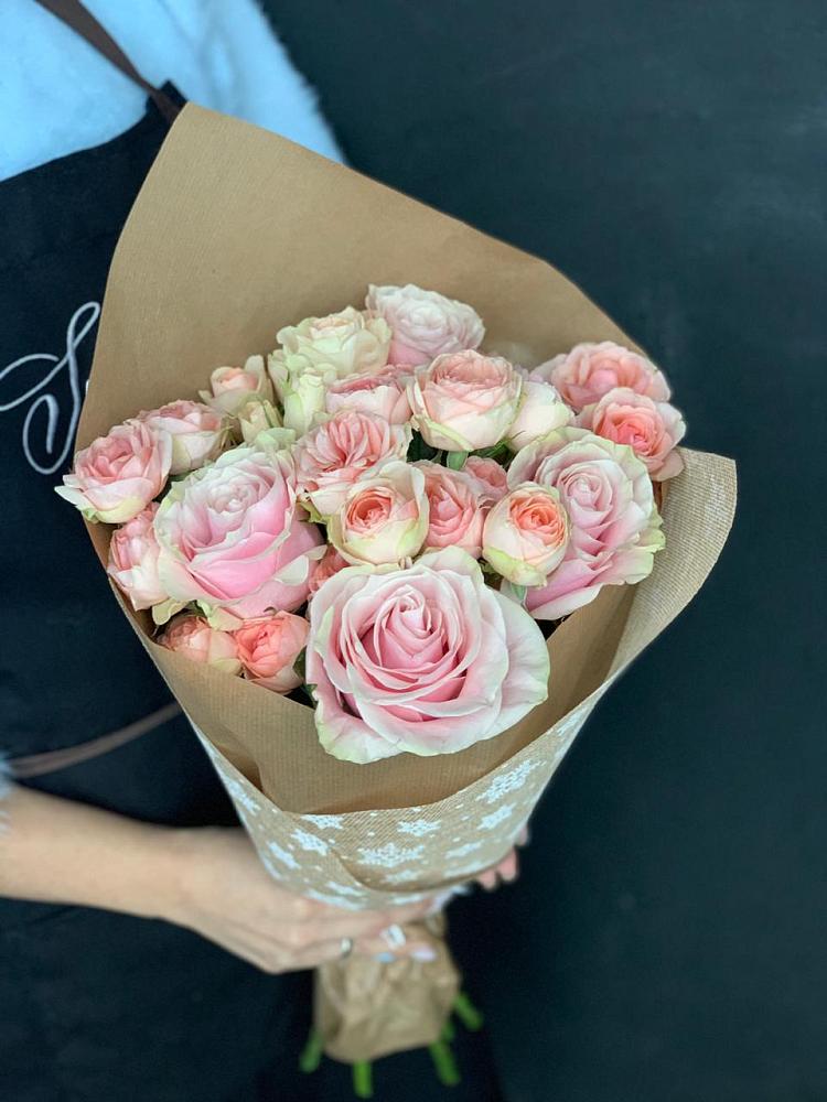 Букет цветов из: Хризантемы и Розы в Лозовом