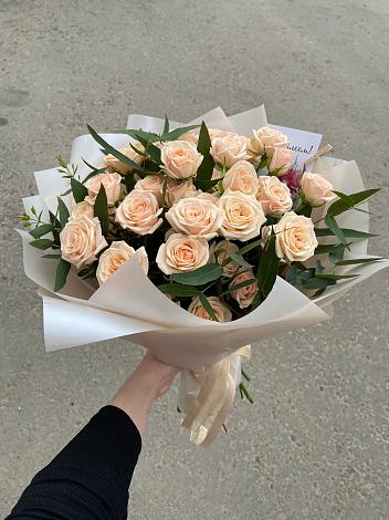 Букет Кремовые розы Латте в Лозовом