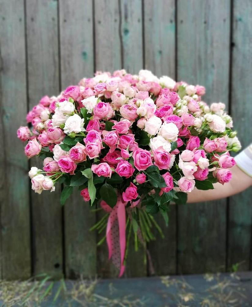 Букет Розовые кустовые розы Натали и Лав Лидия в Лозовом