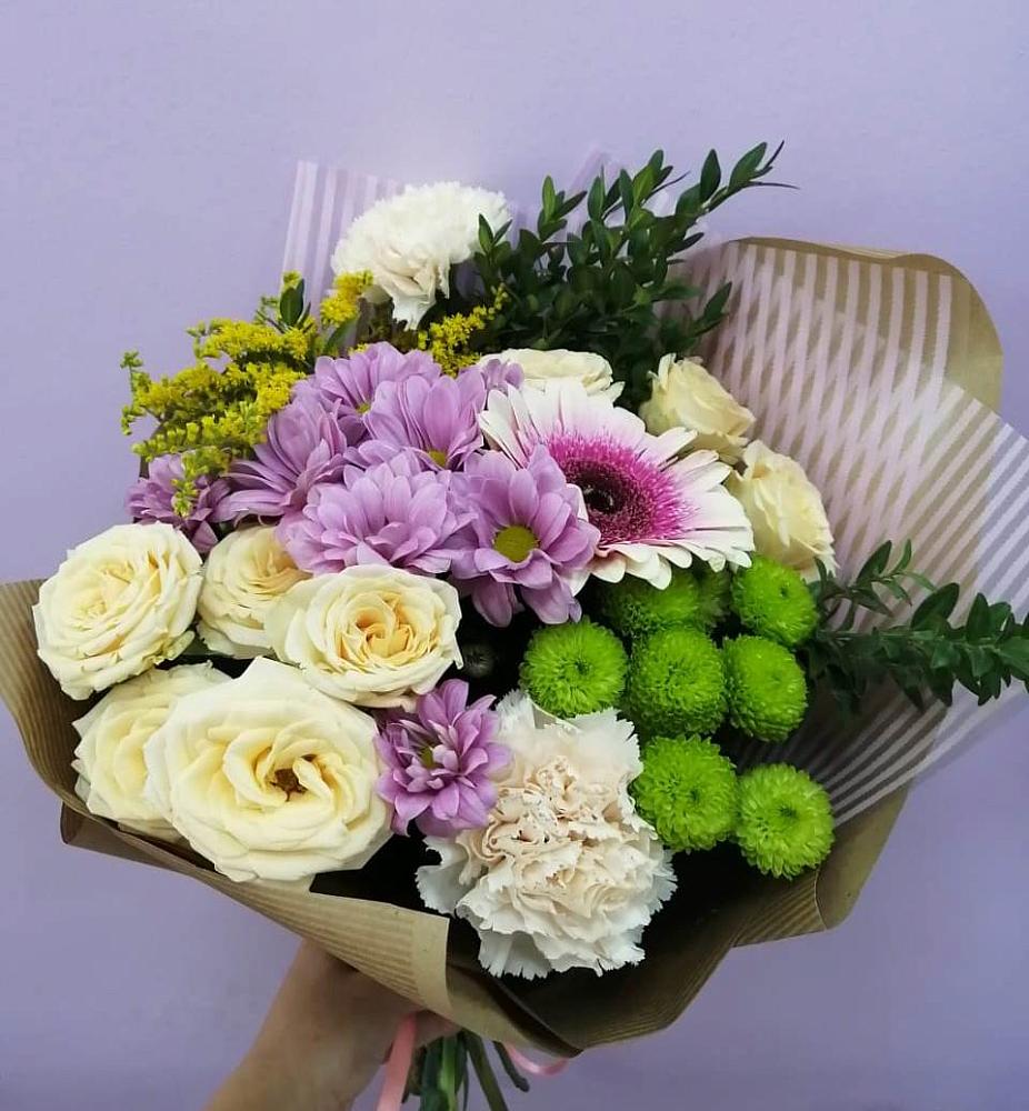 Букет цветов из: Хризантемы, Розы, Гвоздики и Герберы в Лозовом