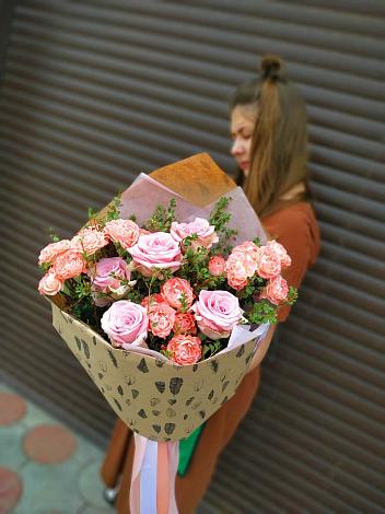 Букет цветов из: Розы в Лозовом