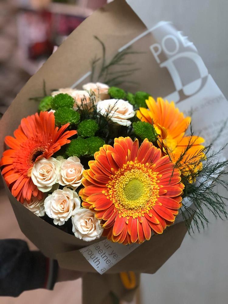 Букет цветов из: Герберы, Хризантемы и Розы в Лозовом