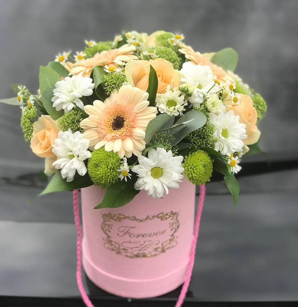 Цветочная композиция из Розы, Герберы и Хризантемы в шляпной коробке в Лозовом