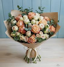 Букет цветов из:  Альстромерии и Розы в Лозовом